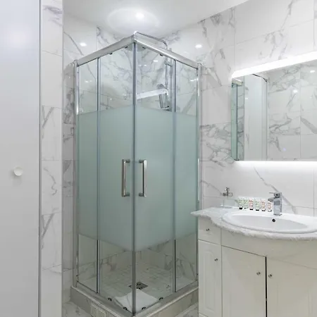 Renovated 80m2 6p 2br - Palm Beach Apartament *